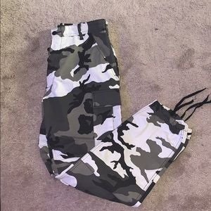 Camo pants